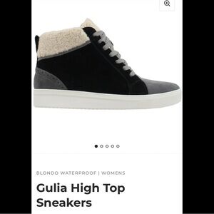 Blondo Guila high top faux fur collar suede sneakers black /gray 7.5 M